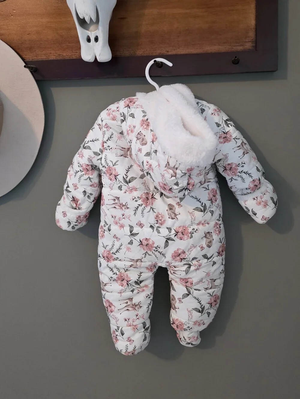 Tahari Baby Floral Snowsuit 0-3m